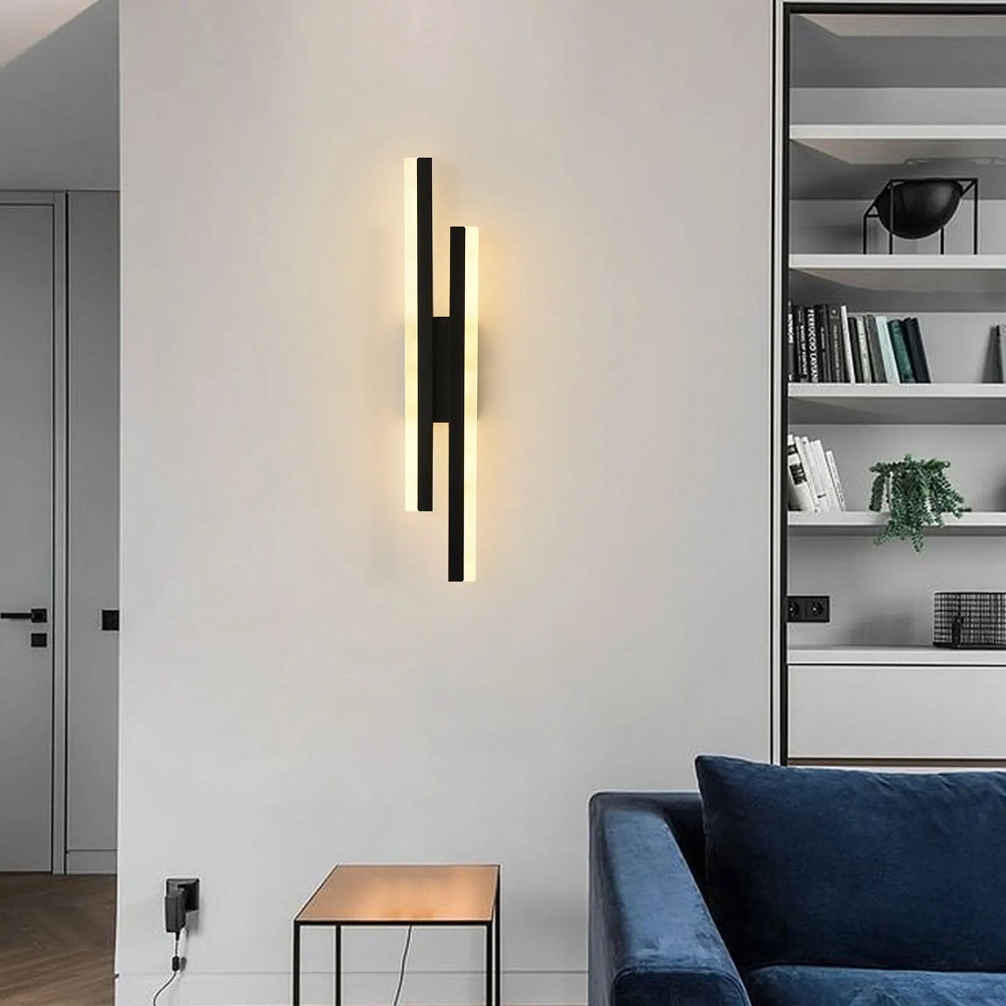 Dimmable 10W LED Wall Sconce With Adjustable Color Temperature